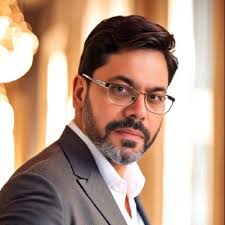 Bumped into miss M&M at the Bestway conference #bestway #sweets #mars