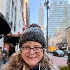 What are good apps for optimizing walking and touring routes?