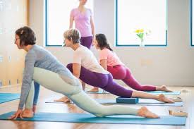 Vanarsana Low Lunge Purna Yoga Asheville Nc Yoga Now Teaching Yoga Lunges