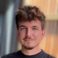 500+ perfiles de «Breuninger»