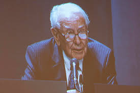 Maybe investors shouldn't worry about Buffett's successor