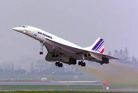 How the crash of flight 4590 destroyed concorde's magic | up in flames. 20 Years Ago Air France S Concorde Crashed In Paris Simple Flying