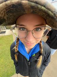 Hi guys, we're a group of 2nd year UWE students looking for 2 more  housemates to move in together starting August. We're currently living at  Stoke Gifford, 10 minutes away from UWE