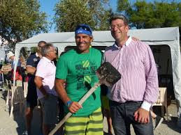 La planche à voile est un peu particulière puisqu'elle. Antoine Albeau Wikipedia