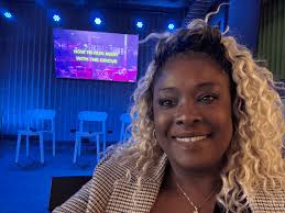 training #howtorunawaywiththecircus #tvproducer #production #internships  #speaker #mc #realitytv