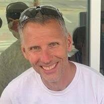 Derek Dexter's Instagram, Twitter & Facebook