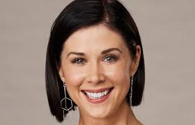 Maggie Astoni (Kestie Morassi)