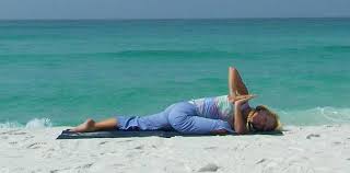 Pigeon Pose Twist Advanced You Can T Your Arms And Lay Ear To Your Mat Yoga Pictures Pigeon Pose Yoga