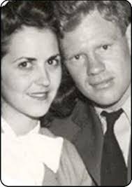 Lena Cooley's Instagram, Twitter & Facebook