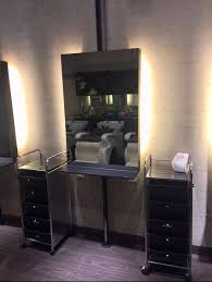 Daftar harga kaca semua jenis terbaru 2020. Cermin Station Mirror Ex Salon Perabotan Rumah Di Carousell