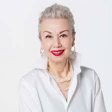 グレイヘアを生かす マダム チェリー流メイク術 vol 7 シルバーヘア グレイヘア 白髪ヘア