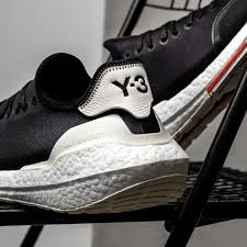 Free shipping options & 60 day returns at the official adidas online store. Adidas Y 3 Ultra Boost 21 In Black Red Core White Online Kaufen Asphaltgold