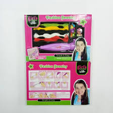 Loom knit giraffe made on a knitting loom. China High Quality Girls Creator Plastic Knitting Looms China Hand Weaving Loom And Diy Knitting Price