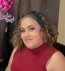 Cuidado con esta mujer! Le gusta meterse con hombres casados. Se llama Nora  Marroquin y es de Donna TX.