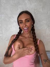 Creators Archive - Page 372 of 11539 | Fleshbot