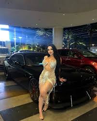 Nadia Khars Feet << wikiFeet