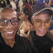 Summer fun. Dive into style @thismansbrand #coolingtrendsetter #heatwave  #desertstyle #hotrocks #coolpool #diveintostyle #swimmingpool #diving  #swimming #cooloff #itshotoutside #refresh #hydrate #shade #parasol  #protection #coolstyle #funfashion ...