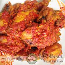 Cili kering yang sudah direbus tak perlu goreng boleh terus tumbuk saja. Resepi Ayam Sambal Minang Pawtaste Com