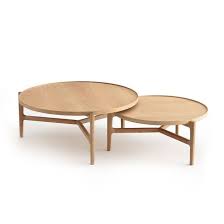 Cette table mêlant un piètement en métal avec un plateau en vieux chêne massif donnera à votre pièce à profitez de la belle alliance entre la chaleur du bois et le style industriel avec la table basse. Table Basse O74 Cm Chene Alyasa Table Basse Table Basse Ronde Table De Salon