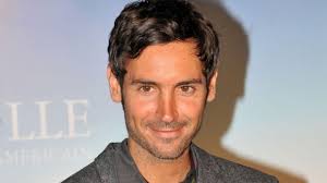 Photo : Le producteur Simon Chinn et Malik Bendjelloul, Oscar du meilleur  documentaire pour "Sugar Man" lors de la 85e cérémonie des Oscars à  Hollywood, le 24 février 2013