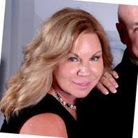 Deb Cavanaugh's Instagram, Twitter & Facebook