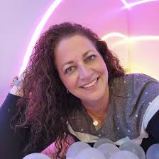 Taking my daughter to nyc for her 16th birthday. Please share everything  your daughter loved to do around that age. And where to eat. Thank you!