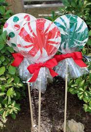 Paper Plate Lollipops Christmas Decorations Diy Outdoor Outdoor Christmas Diy Giant Christmas Ornaments
