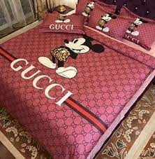pin by elvi ramirez on gucci グッチ ベッド 4点セット ケース luxury bedroom decor bed comforter sets stylish beds