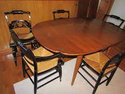 Absolute Auctions Realty Dining Room Table Dining Furniture