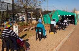 South africa's government will next week begin easing a nationwide lockdown that's devastated the economy, while retaining a raft of restrictions to curb the spread of the coronavirus. Z224fyovi4nwdm
