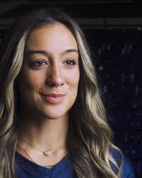 Alyssa Ayers's Instagram, Twitter & Facebook