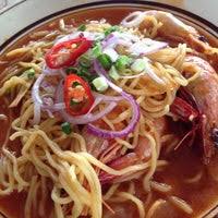 Here, the normal serving of mee udang costs rm15 while the special edition. Mee Udang Omar Telok Kumbar 3 Tips From 61 Visitors