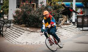 He makes art all the time, and he has been making art in some form or another for almost as long as he has been skateboarding. Books Mark Gonzales By Sem Rubio Solo Skateboardmagazine