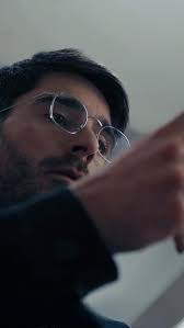 New work from PV director Tom Gorst and creative agency Anomaly for Turning  Points, a visually striking new campaign for Revolut. Aimed at small to  mid-sized business owners, the spot is a bold call ...