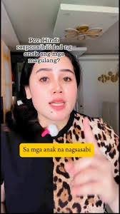 Karen Labay's Instagram, Twitter & Facebook