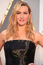 Nov 16, 2017 · kate winslet started acting at age 7. Kate Winslet Uber Ihre Liebsten Beauty Produkte Und Das Alterwerden In Hollywood Vogue Germany