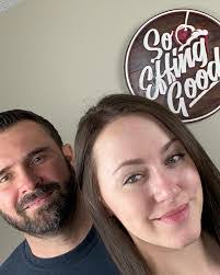 Jesse Starr's Instagram, Twitter & Facebook