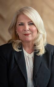 Mara Bouvier's Instagram, Twitter & Facebook