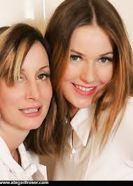 Search for woman taking a bath in these categories. Kinky Lesbians In Nylon Stockings Taking A Bath In Their Clothes
