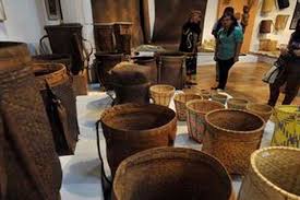 Misalnya mata uang indonesia seperti kita ketahui bersama adalah. Ekspor Kerajinan Ditargetkan 1 Miliar Dollar As