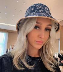 Chi Chi Lash Lounge (@chichilashlounge)