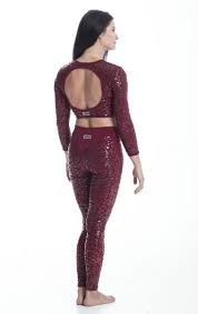 Venomous snakes that can have a greenish hue are cottonmouths and mojave rattlesnakes. Ultra Grip Superhero Leopard V String Leggings