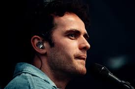 The audience of Johannesburg was wholeheartedly in love with the return of  Jordan Rakei to the shores of South Africa, as part of his “The Loop” tour.  In performance here