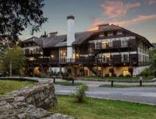 Free wifi in lobby and free parking. Lake Mcdonald Lodge Cabins Glacier National Park