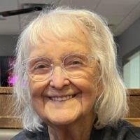 Dee Mallory's Instagram, Twitter & Facebook