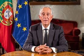 This is marcelo rebelo de sousa by braga media arts on vimeo, the home for high quality videos and the people who love them. Marcelo Rebelo De Sousa Anuncia Recandidatura A Presidencia Da Republica O Vilaverdense