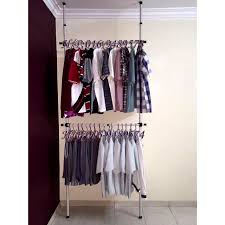 Idea penyangkut baju seterusnya adalah penyangkut baju dari tangga terpakai. Penyangkut Baju Pagar Rumah