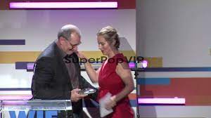 Christina applegate, katey sagal, ed o'neill, david faustino. Speech Ed O Neill And Christina Applegate At The 2012 Wo Youtube