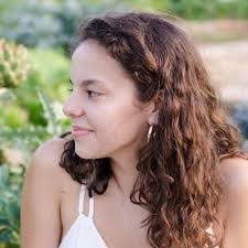 Claire Cleary's Instagram, Twitter & Facebook