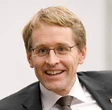 Rede von bundesratspräsident dietmar woidke zum abschluss seiner präsidentschaft. Bundesratsprasident Bei Angolanischem Staatsprasidenten Welt